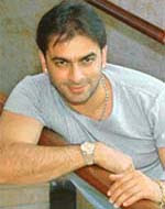 ... get cast as the runner-up, ...